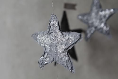 Good Old Friends Papiersternkette Grau - Silber