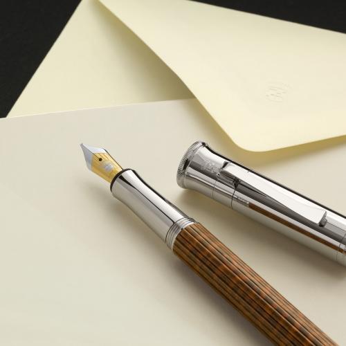 Graf von Faber Castell Drehkugelschreiber Limited Edition Snakewood